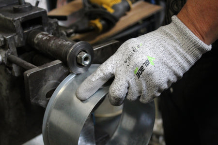 Guanti V-BLADE da lavoro in poliuretano anti-taglio