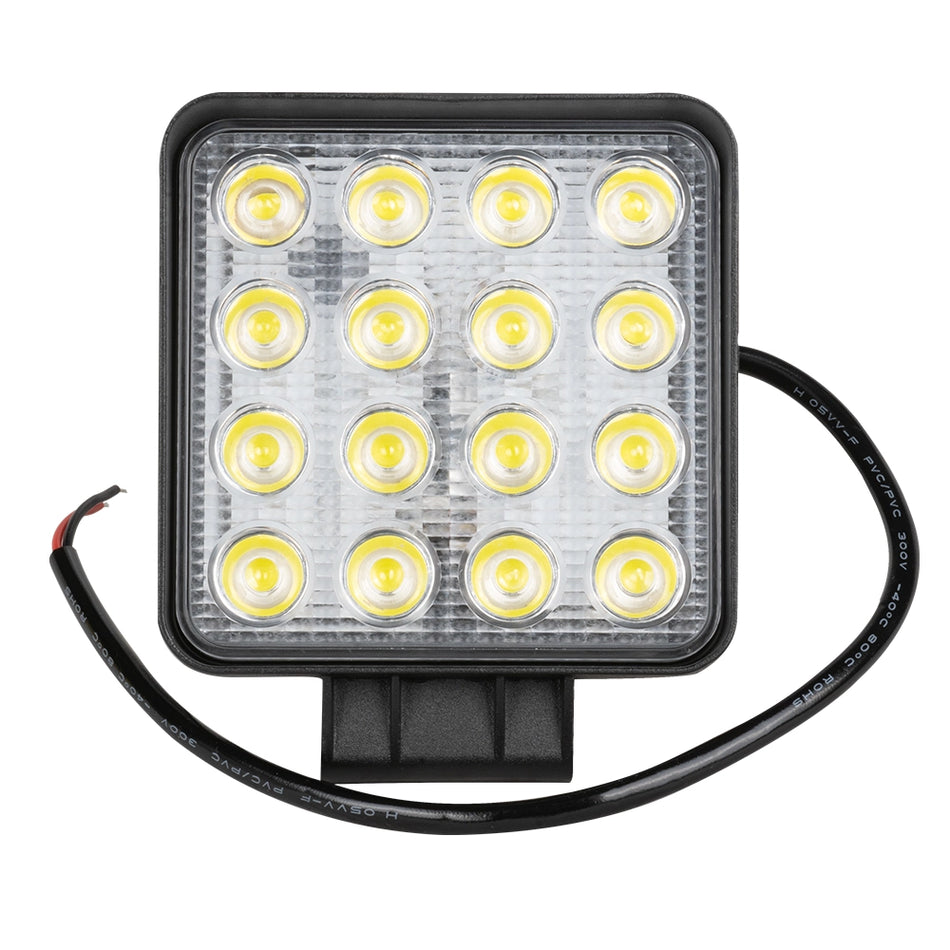 Quadratische Arbeitsleuchte mit 16 LEDs, 24/48 W, quadratische Streuung