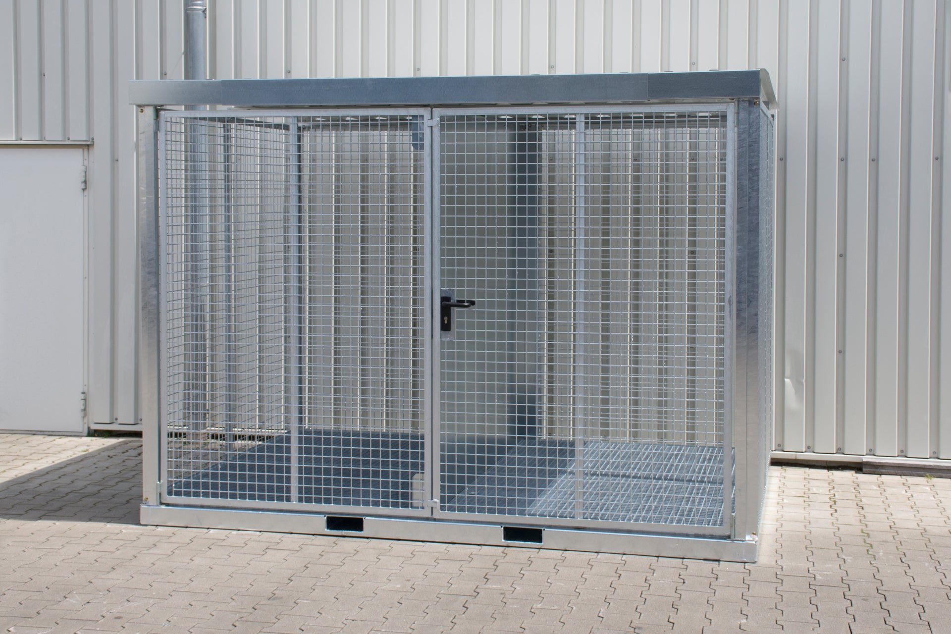 Contenitori per bombole di gas tipo GFC-E/G M5