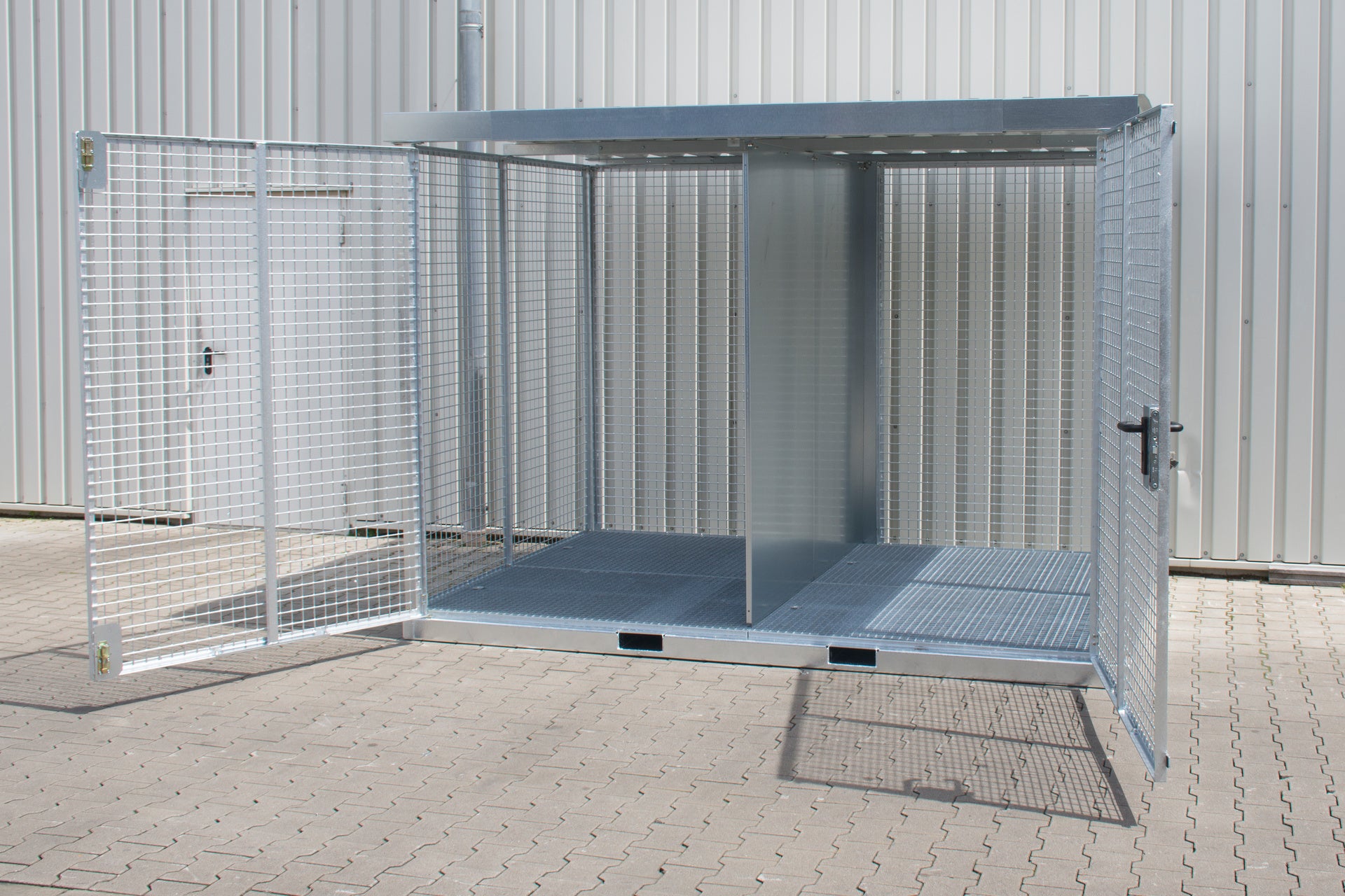 Contenitori per bombole di gas tipo GFC-E/G M5