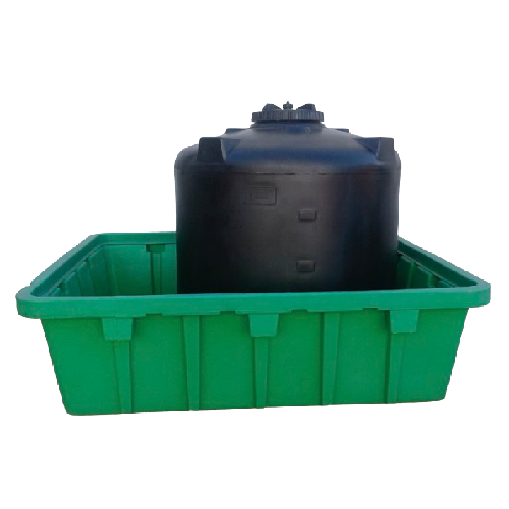 Large containment tank with a capacity of 2500 litres 