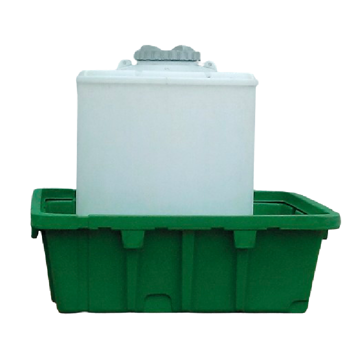 Large containment tank with a capacity of 1700 litres 