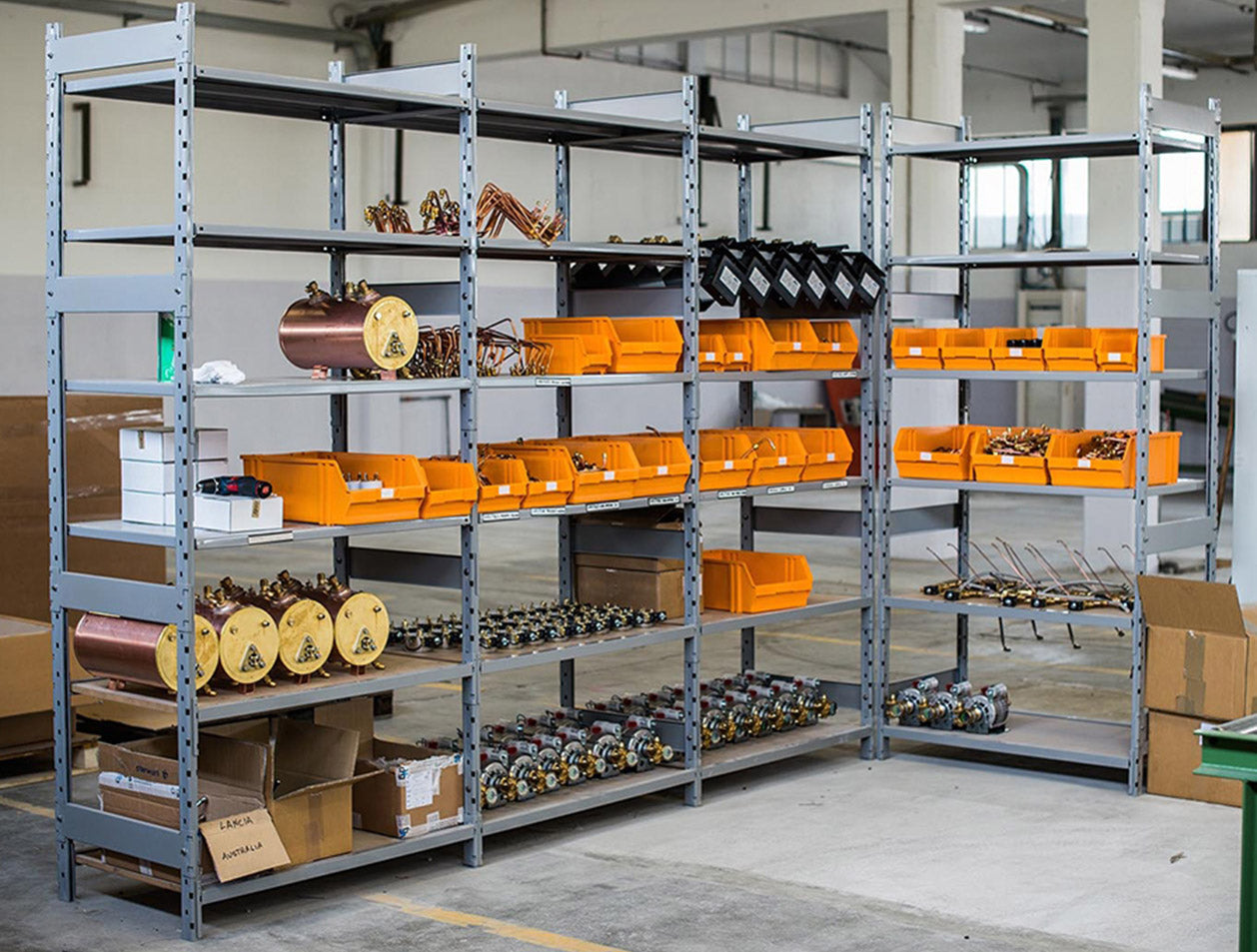 Scaffale pesante a pianetti KOMPOS