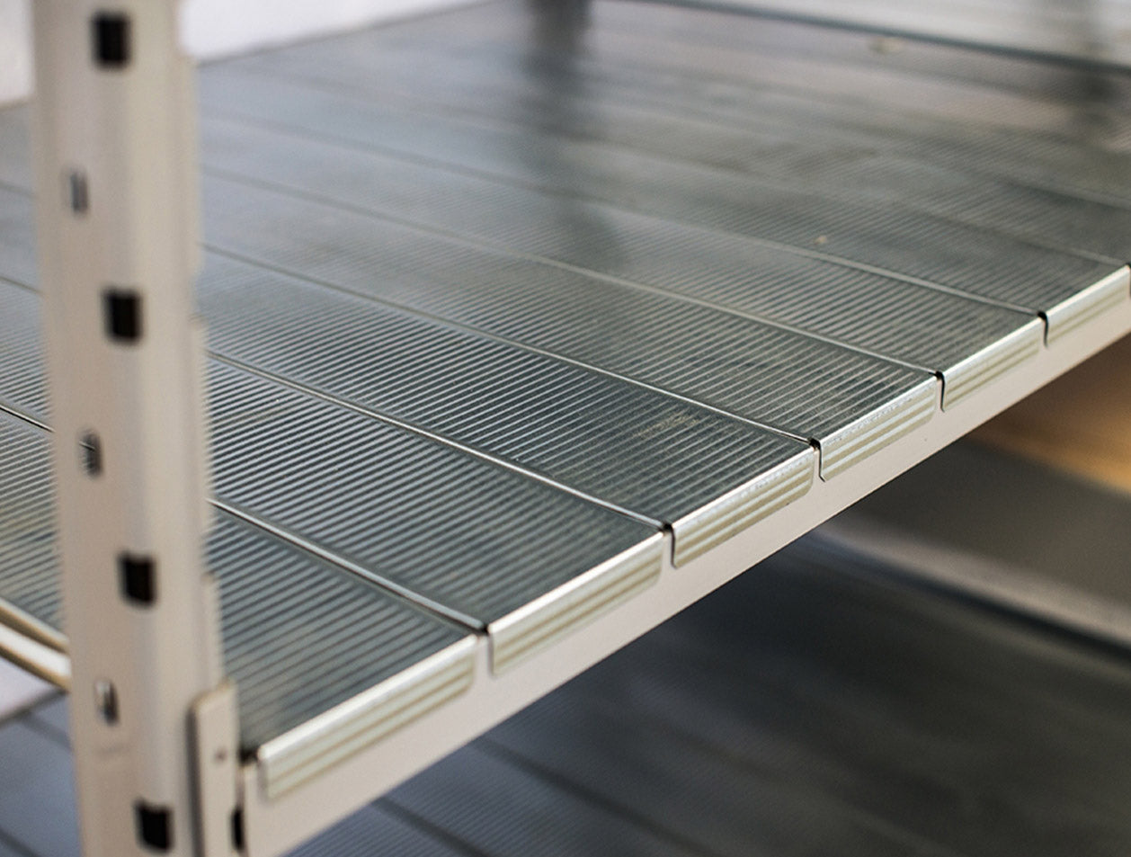 Scaffale pesante a pianetti KOMPOS