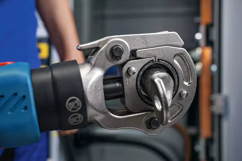 GPH 18V-60 Utensile di crimpatura idraulico a batteria